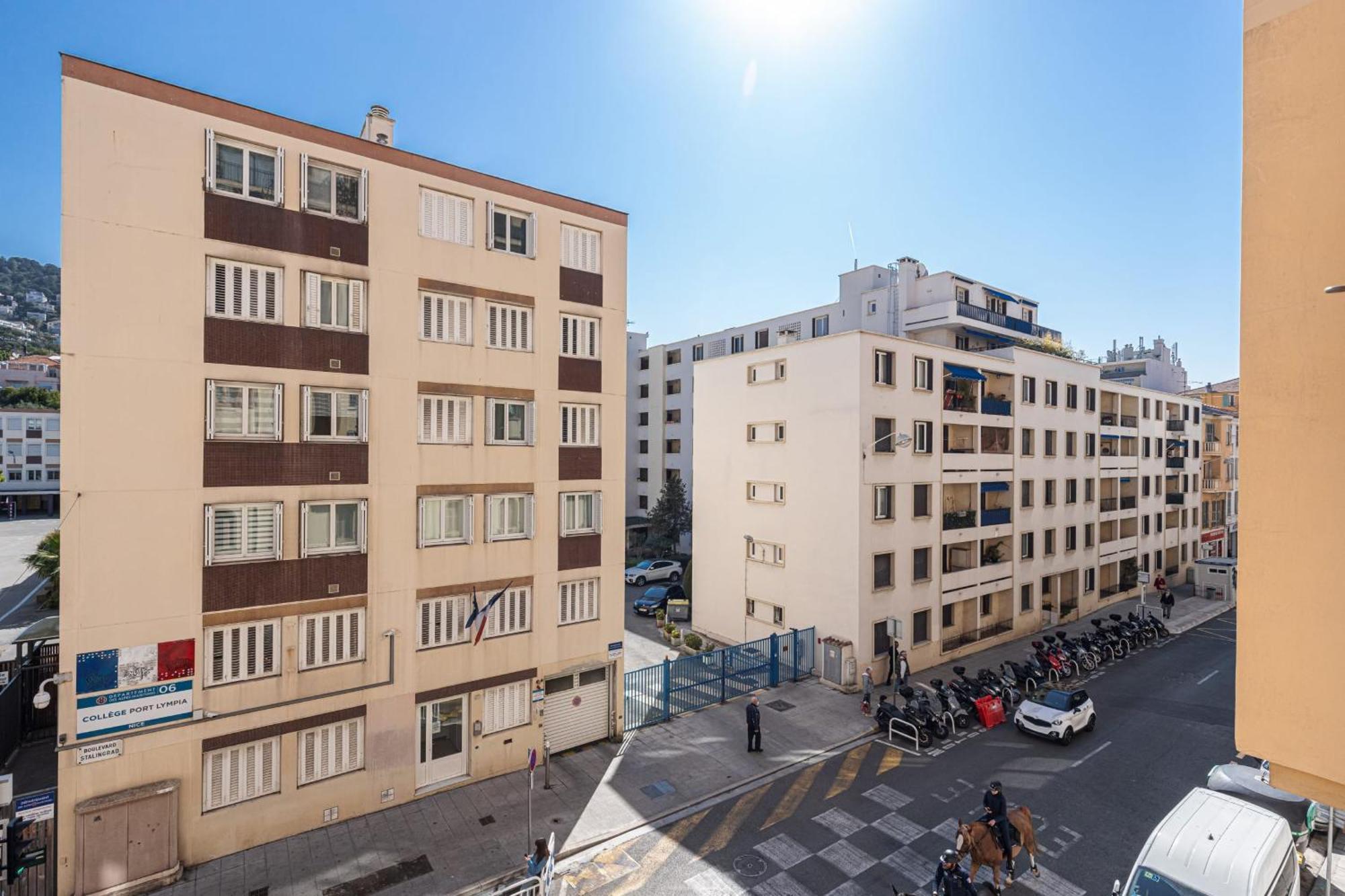 Stalingrad 32 - Cosy Apartement Close Old Port Ница Екстериор снимка