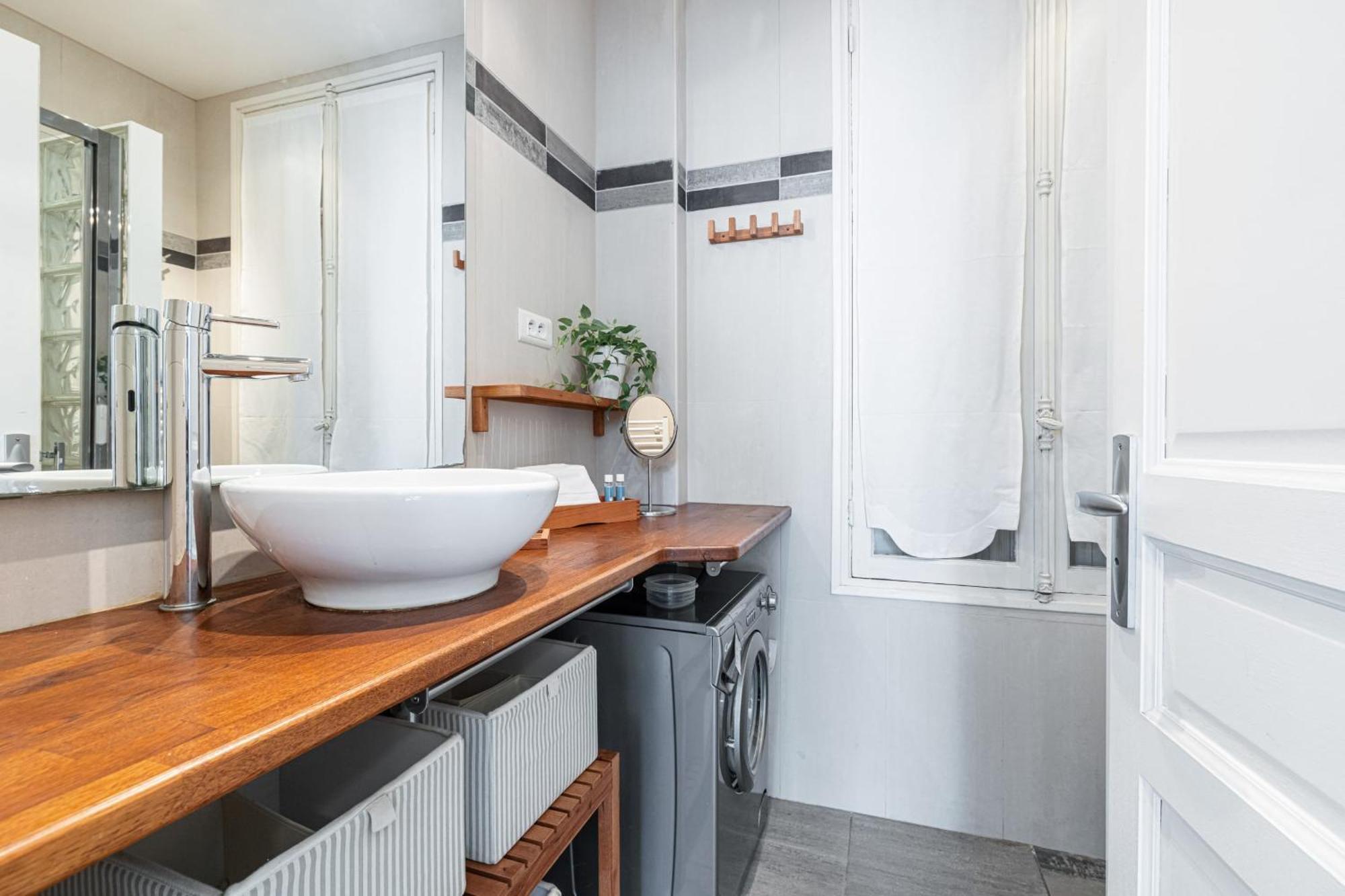 Stalingrad 32 - Cosy Apartement Close Old Port Ница Екстериор снимка