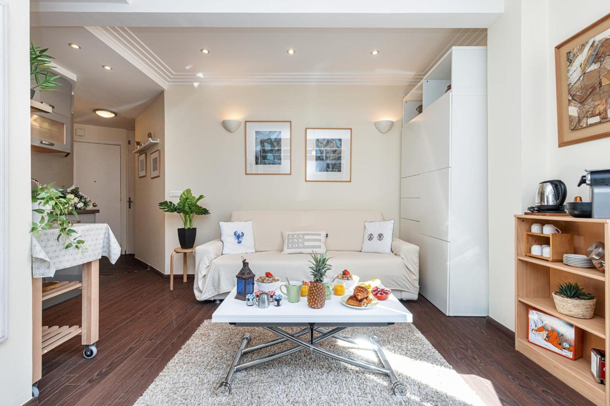 Stalingrad 32 - Cosy Apartement Close Old Port Ница Екстериор снимка